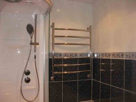 Полотенцедержатель для ванной комнаты: украшение или необходимость: видео, 46 фото