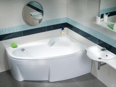 Интерьер ванной комнаты с угловыми ваннами: видео установки ванной, 72 фото
